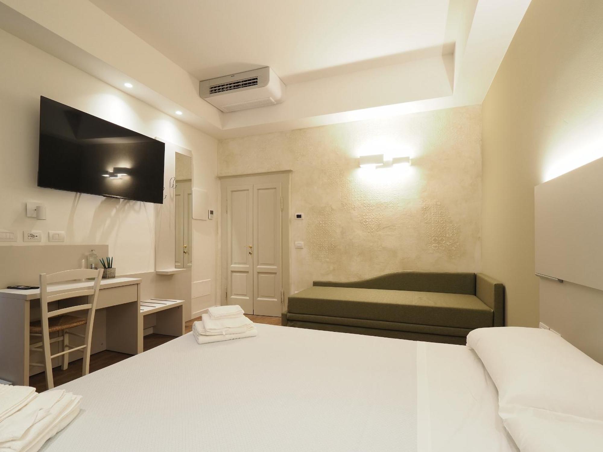 Relais Dogana Bed & Breakfast Moniga del Garda Room photo
